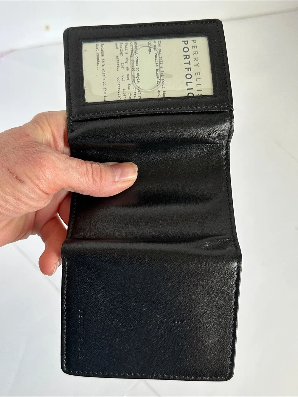 NWOT Perry Ellis Black Leather Tri-Fold Card & ID Holder